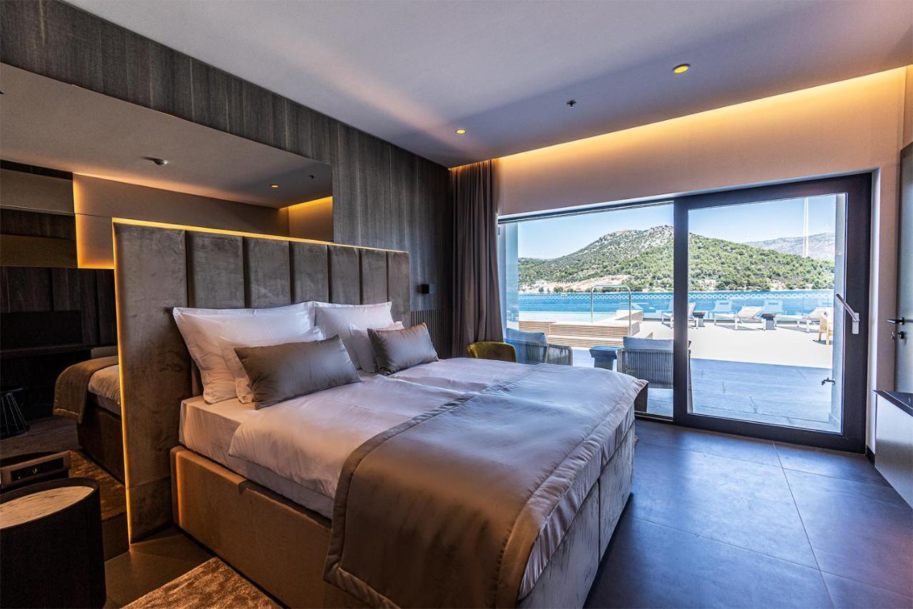 Marinus Beach Hotel Marina Buitenkant foto
