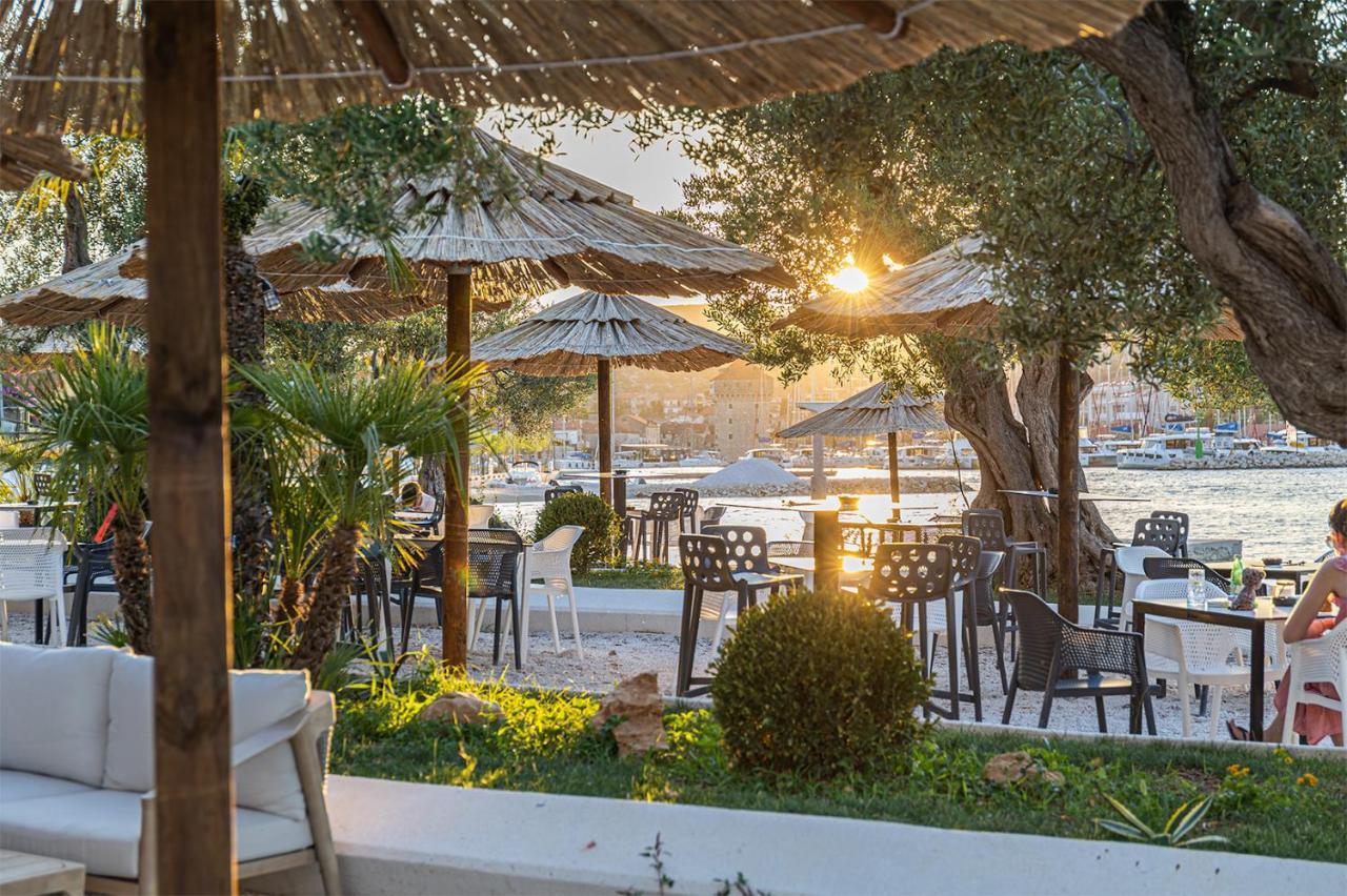 Marinus Beach Hotel Marina Buitenkant foto