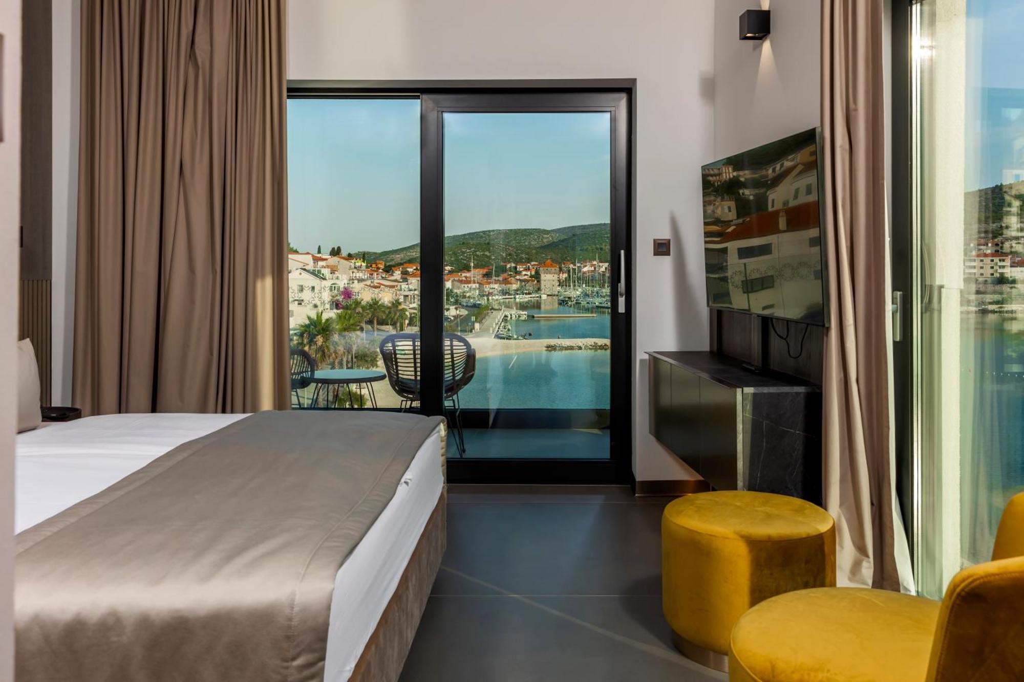 Marinus Beach Hotel Marina Buitenkant foto
